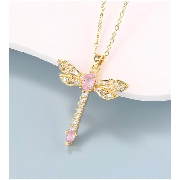 Luxurious Women’s Gold-Plated Dragonfly Necklace - Perfect Gift for Any Occasion - Picture 5 of 5
